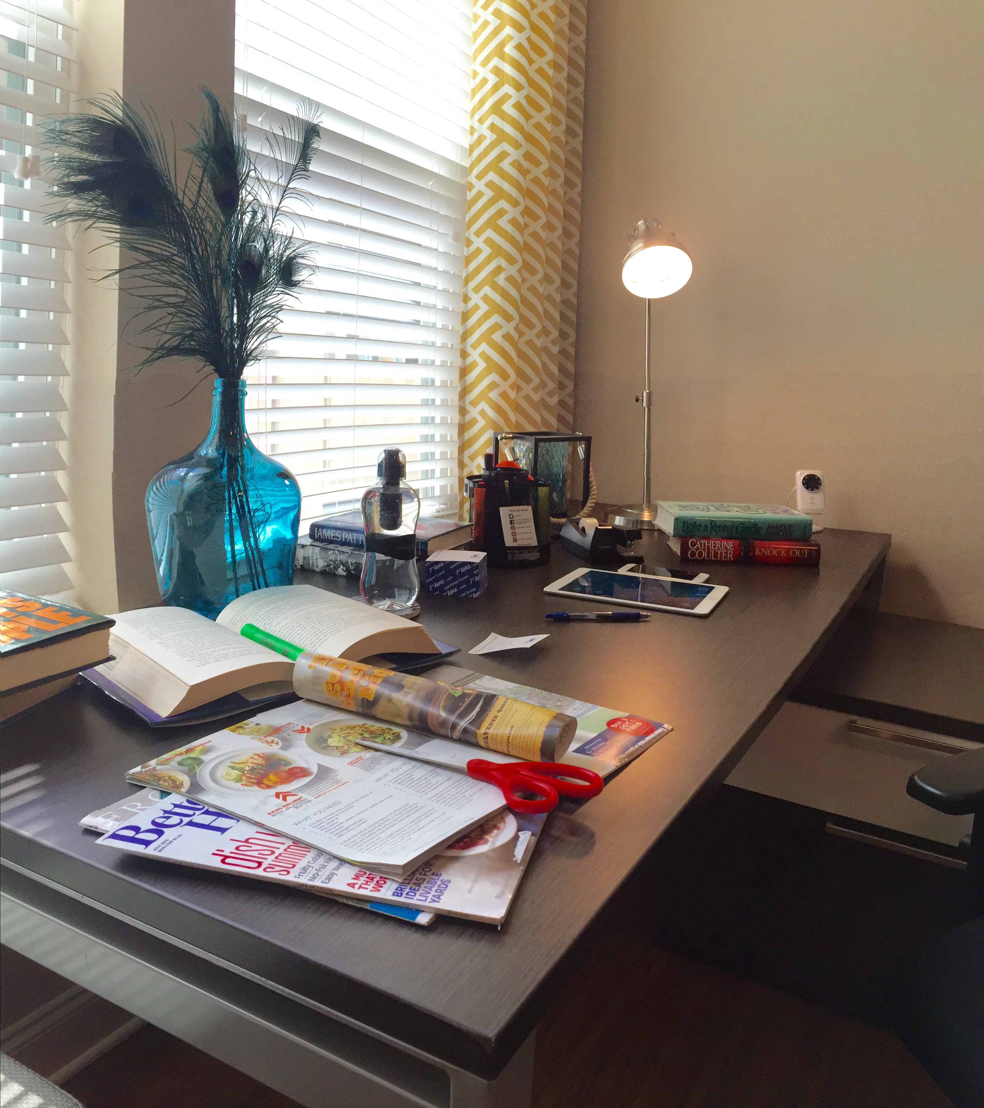A closer look at our designer-approved desk. 