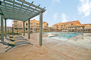 1st Lake Apartments Metro New Orleans