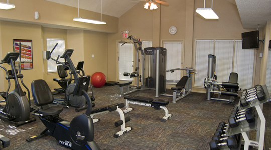 Residents of Citrus Creek East can take advantage of state-of-the-art fitness equipment at this New Orleans apartment community
