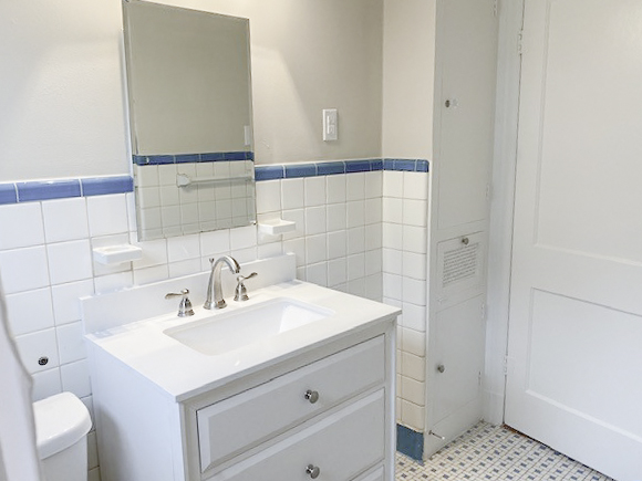 Deep-cleaning and wiping down your apartment's bathroom is always a good step for spring cleaning.